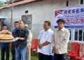 Reses di Binangga, Arnol Serahkan Bantuan Seragam Adat untuk Seluruh Desa di Parigi Tengah