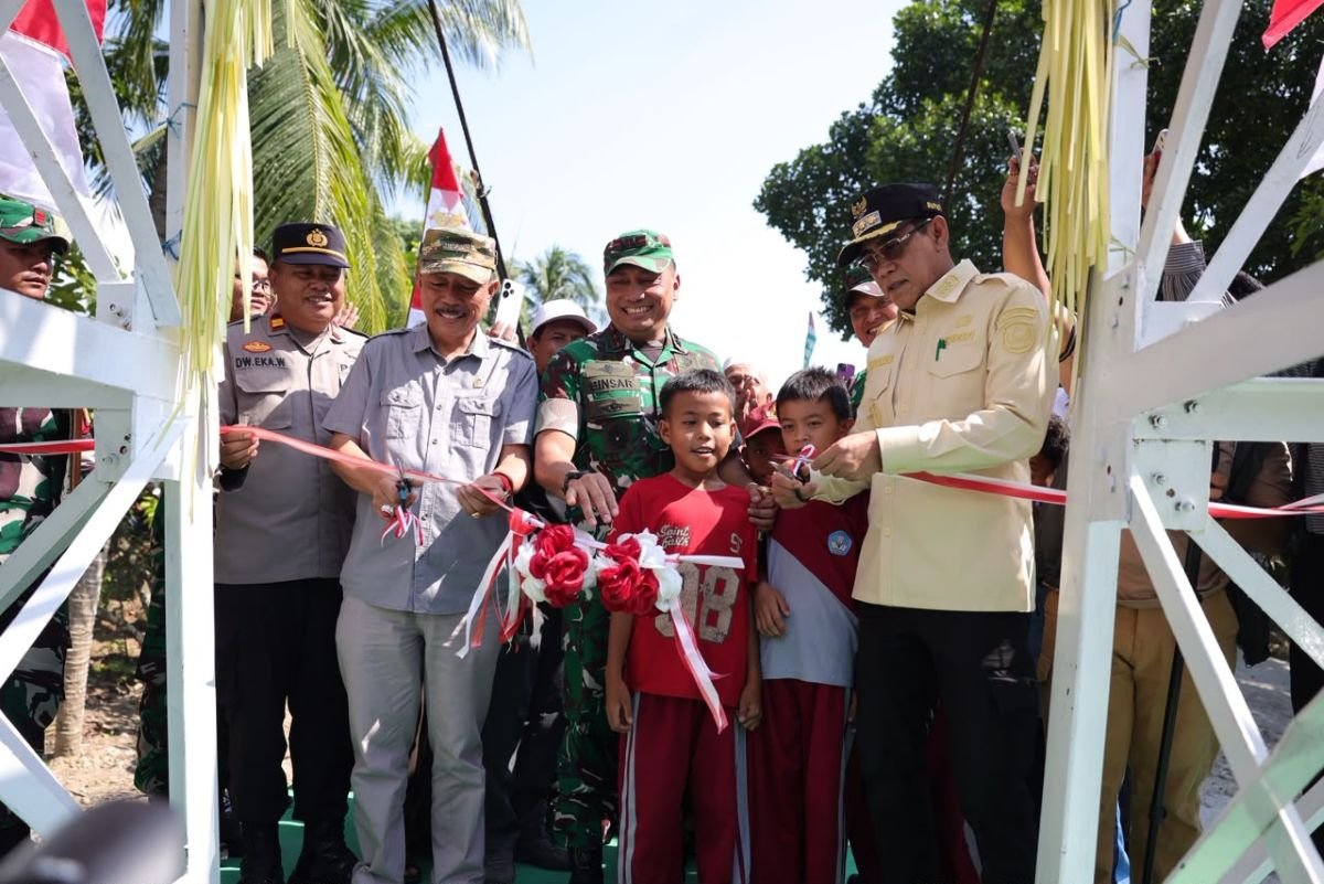 Jembatan Garuda Diresmikan, Bupati Parimo: Akses Sekolah dan Angkutan Hasil Bumi Kini Lebih Mudah