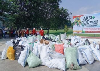 Aksi 100 Menit Pungut Sampah, Gerakan Bersih Serentak di Parimo