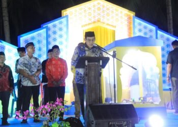 Buka MTQ Sidoan, Bupati Erwin Burase Soroti Ancaman Narkoba dan Risiko Bencana