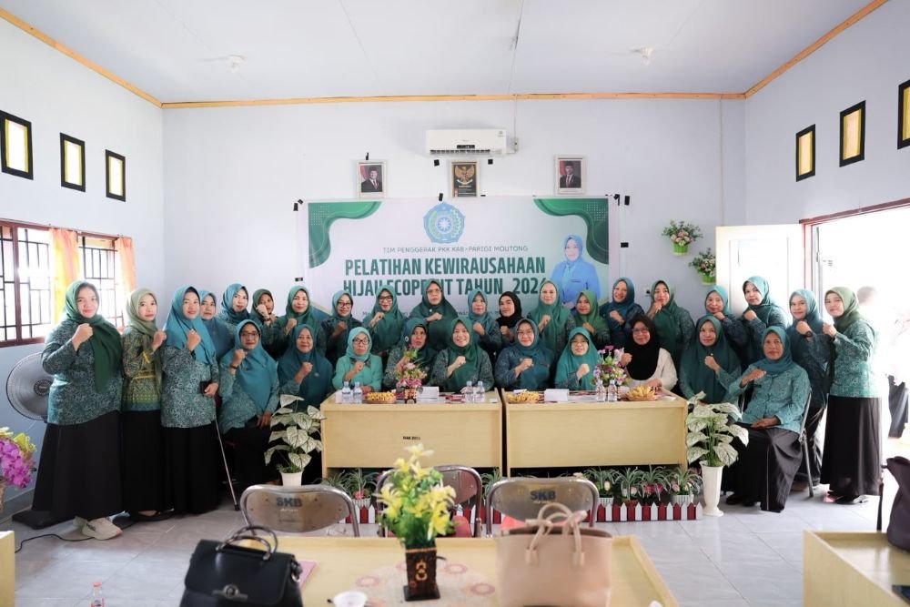 Ketua TP-PKK Parimo Optimistis Ecoprint Jadi Peluang Usaha Baru