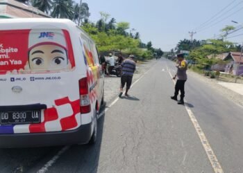 Belok Mendadak, Emak-emak di Nuhon Terluka Usai Tabrak Mobil
