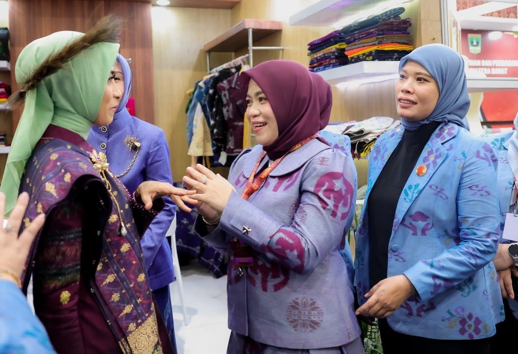 Belajar dari Kriyanusa 2026, Dekranasda Parimo Siapkan Pengembangan Kerajinan Lokal