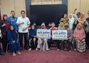 Bupati Parimo Serahkan Bantuan PANADA, 54 Disabilitas Terima Selama 10 Bulan