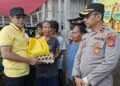 95 KK Korban Banjir Kasimbar Terima Bantuan Pangan