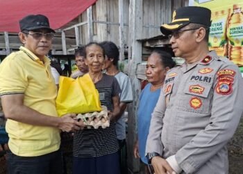 95 KK Korban Banjir Kasimbar Terima Bantuan Pangan