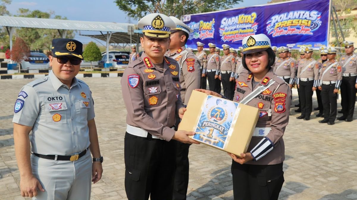 HUT ke-71 Lantas, Tiga Kasat Dapat Penghargaan atas Rendahnya Angka Kecelakaan