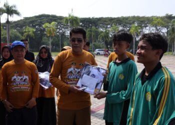Parimo Perluas Seragam Gratis, 2.380 Siswa MTs Jadi Sasaran