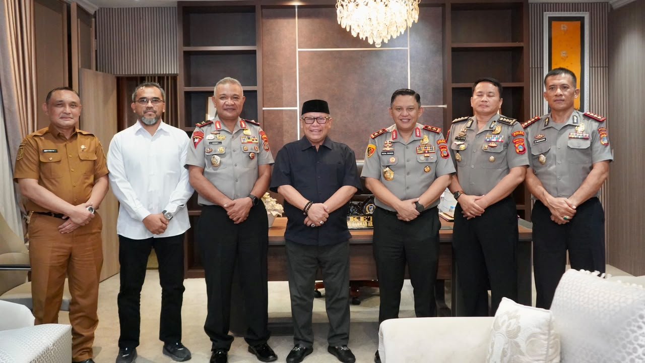 Kapolda Sulteng Bahas Pembentukan Pos Kamling untuk Perkuat Keamanan Warga
