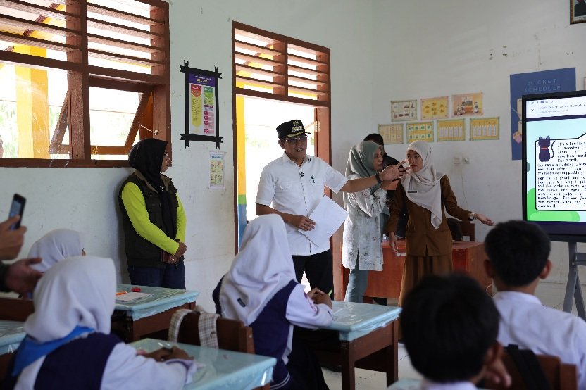 Bupati Parimo Evaluasi Pemanfaatan PID, 740 Sekolah Jadi Sasaran Digitalisasi