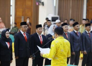 Bupati Parimo Lantik 18 Pejabat Eselon II, Berikut Nama-namanya