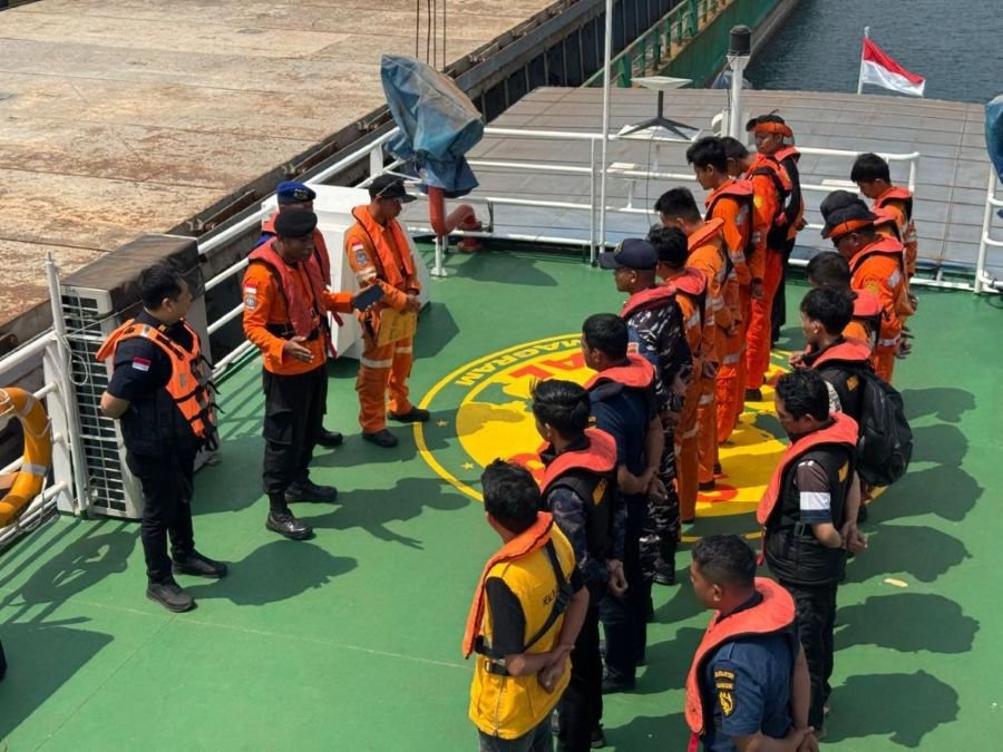 Nakhoda Kapal Berbendera Asing Butuh Evakuasi Medis di Perairan Balut
