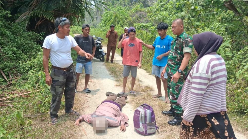 Warga Kintom Ditemukan Meninggal di Jalan Perkebunan, Polisi Minta Keterangan Keluarga