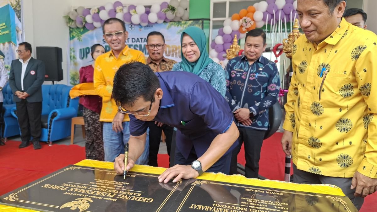 Erwin Burase Resmikan Puskesmas Torue dan Labkesmas Senilai Rp20,8 Miliar