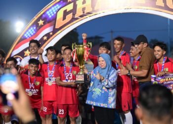 Wagub Reny Harap Berani Cup Salumpaga Lahirkan Pesepak Bola Berprestasi