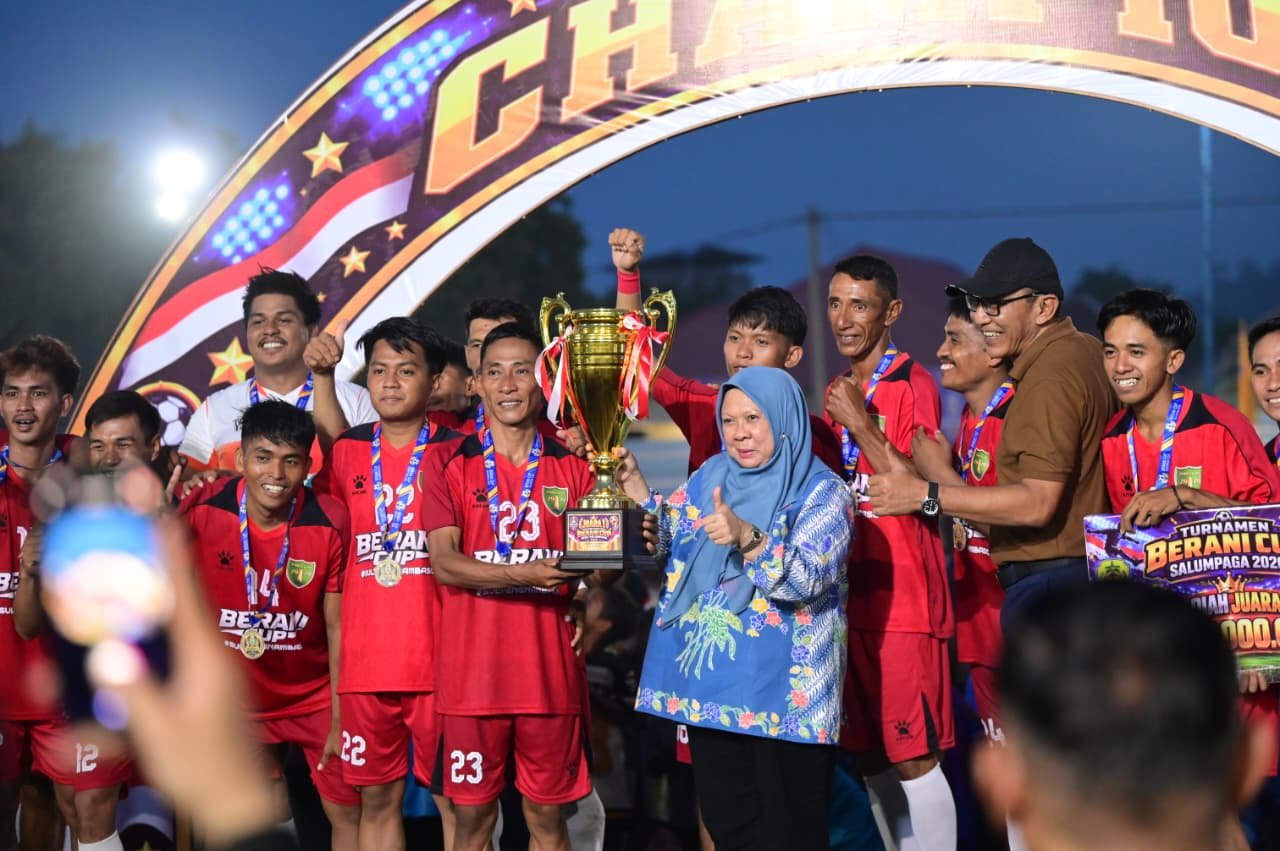 Wagub Reny Harap Berani Cup Salumpaga Lahirkan Pesepak Bola Berprestasi