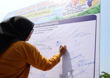 Disdikbud Parimo Kampanyekan Gerakan Bersama Kembali Anak ke Sekolah